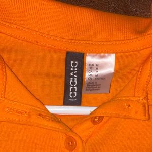 orange h&m short sleeves tennis shirt
